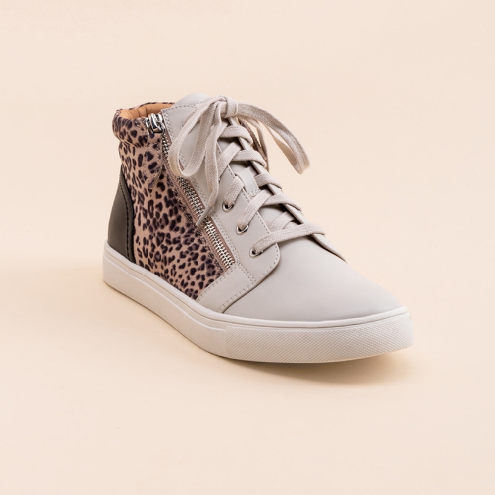NWB DV by Dolce Vita High-Top Sneakers | 7